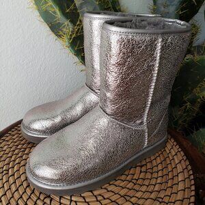 UGG Classic Short Metallic Sparkle Boot Silver Tone Leather size 7 Women's